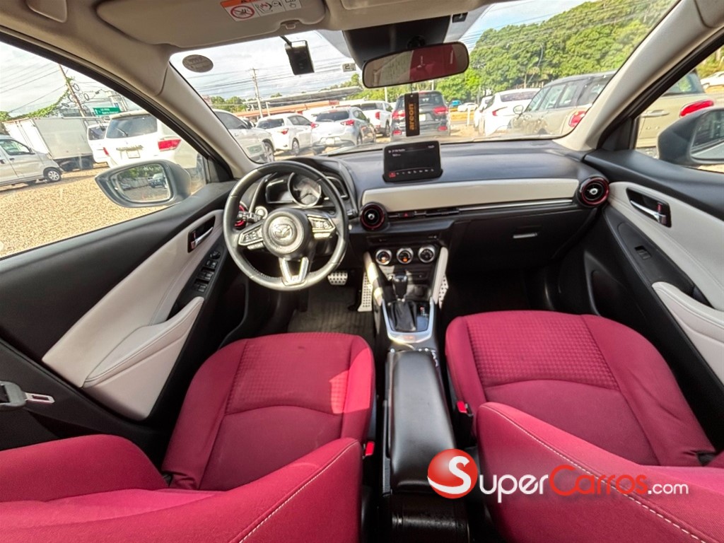 2020 Mazda Demio — foto 7 / 8
