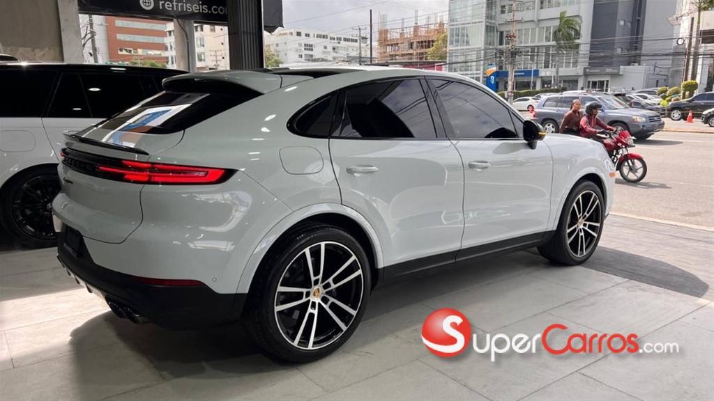 2024 Porsche Cayenne Coupe — foto 6 / 12