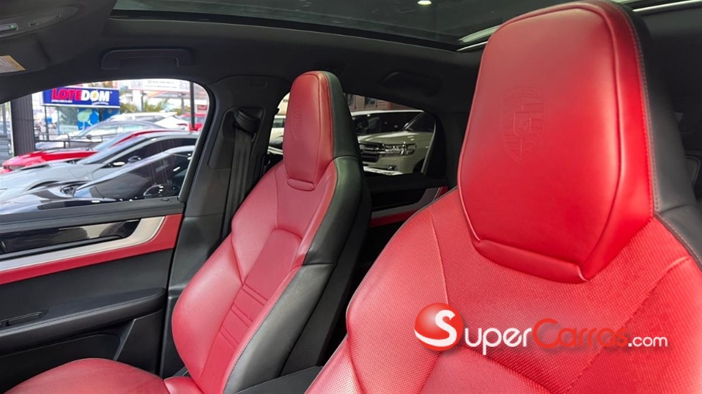 2024 Porsche Cayenne Coupe — foto 7 / 12