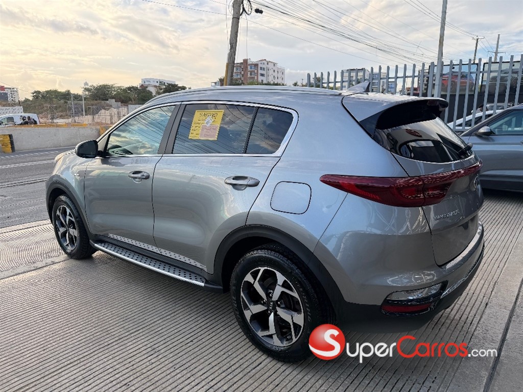 2021 Kia Sportage LX — foto 6 / 11