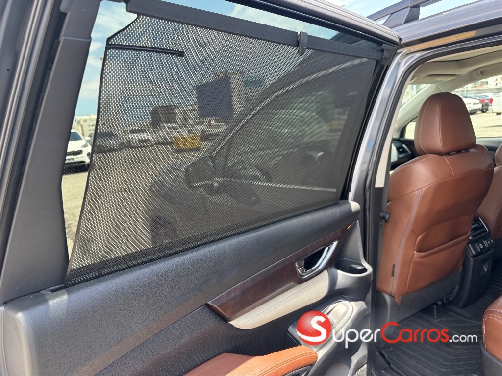 2019 Subaru Ascent Touring — foto 6 / 12