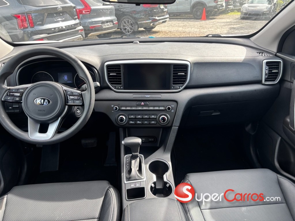2021 Kia Sportage LX — foto 2 / 12