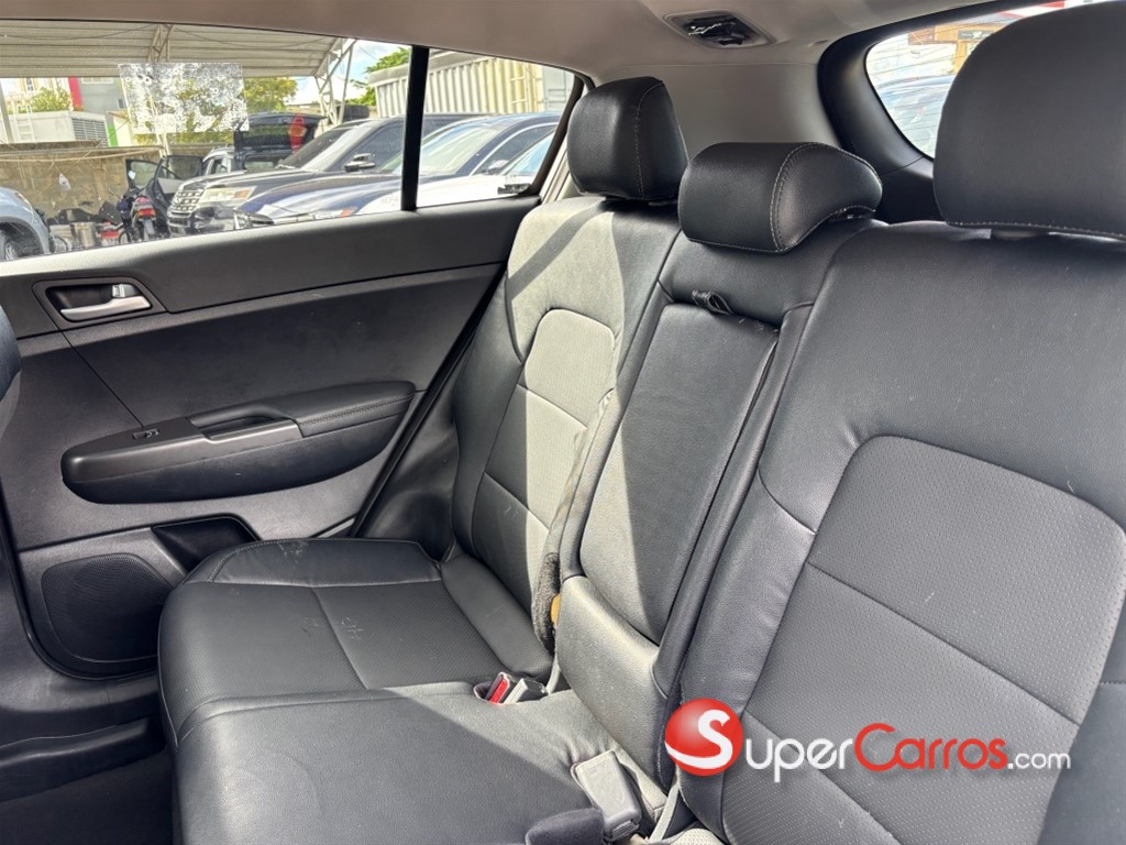 2021 Kia Sportage LX — foto 5 / 12