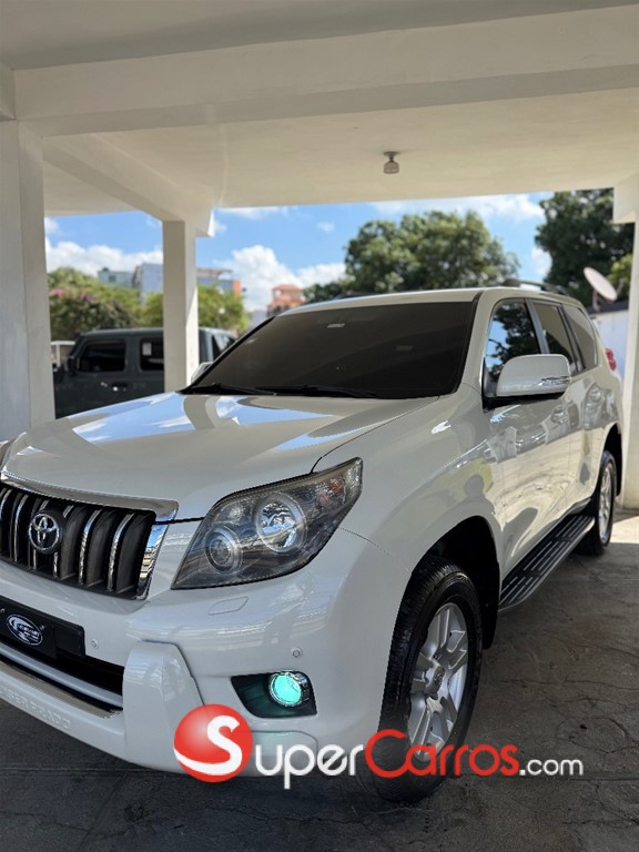 2011 Toyota Land Cruiser VX — foto 3 / 11