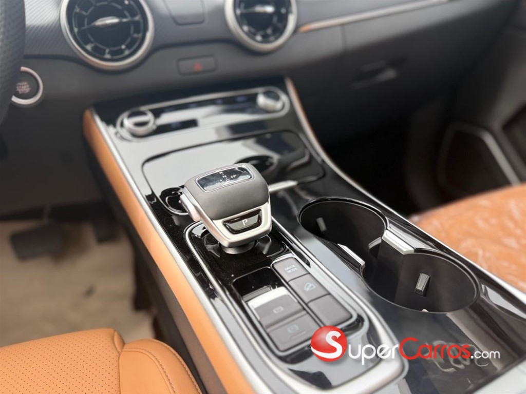 2027 Forthing EVO T5 — foto 7 / 12