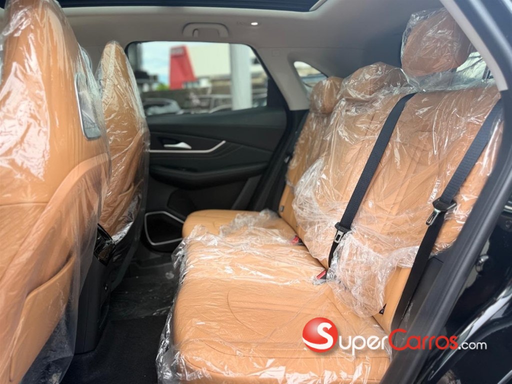 2027 Forthing EVO T5 — foto 8 / 12