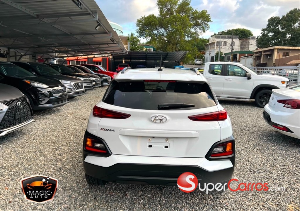 2020 Hyundai KONA SEL — foto 7 / 10