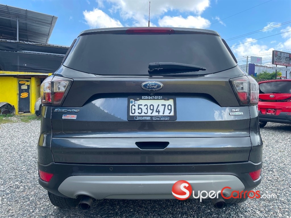 2017 Ford Escape SE — foto 6 / 11