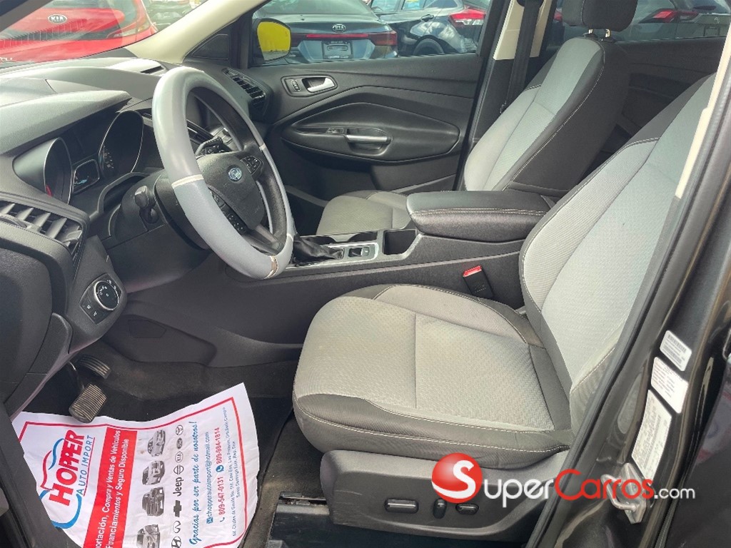 2017 Ford Escape SE — foto 8 / 11
