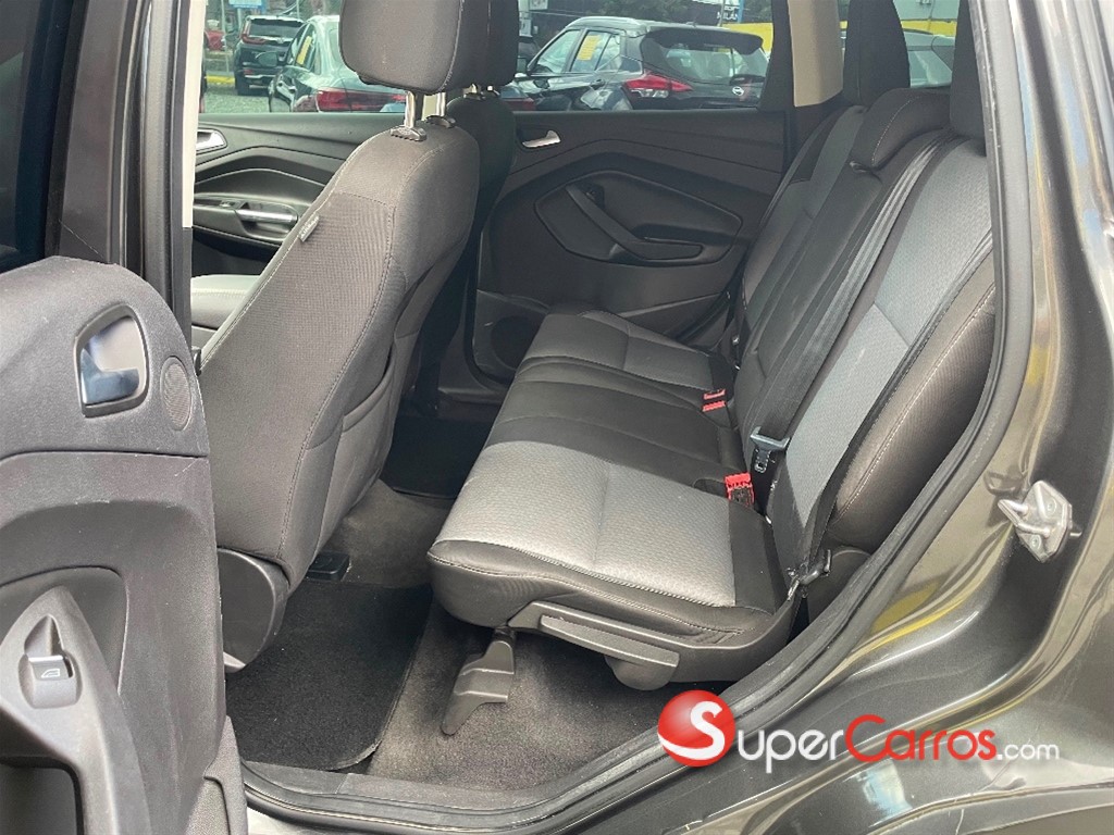 2017 Ford Escape SE — foto 9 / 11