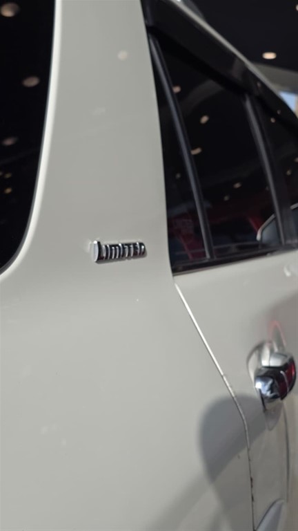 2014 Toyota 4 Runner Limited — foto 3 / 12