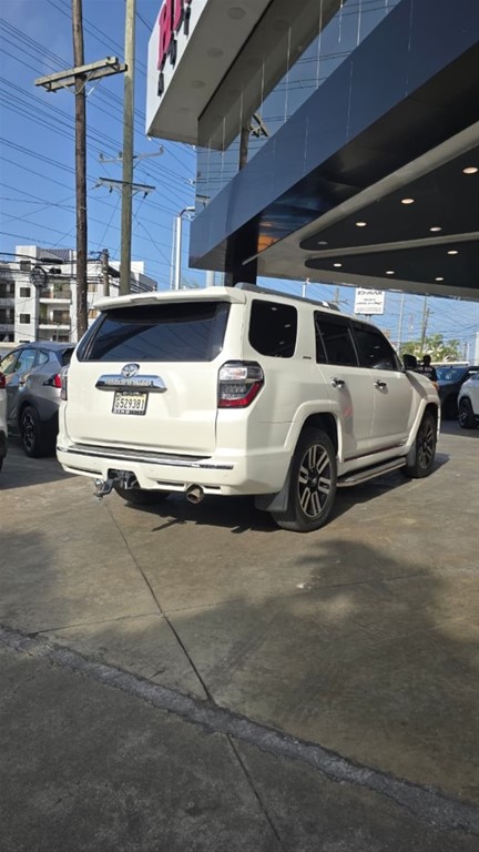 2014 Toyota 4 Runner Limited — foto 7 / 12