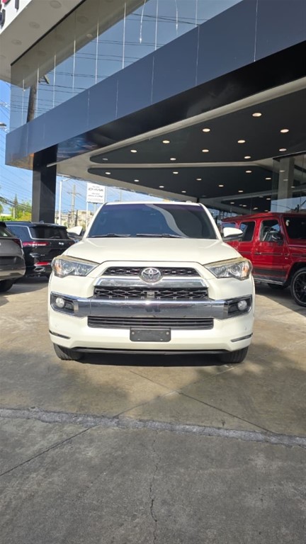 2014 Toyota 4 Runner Limited — foto 11 / 12