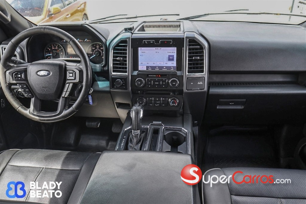 2015 Ford F 150 XLT — foto 11 / 12