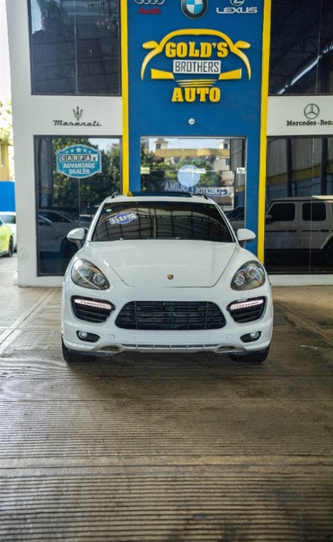 2013 Porsche Cayenne GTS — foto 2 / 12