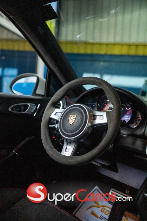2013 Porsche Cayenne GTS — foto 9 / 12