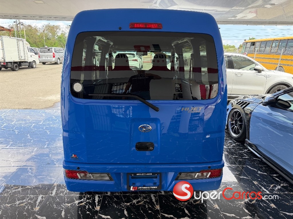 2020 Daihatsu Hijet Minivan — foto 5 / 10