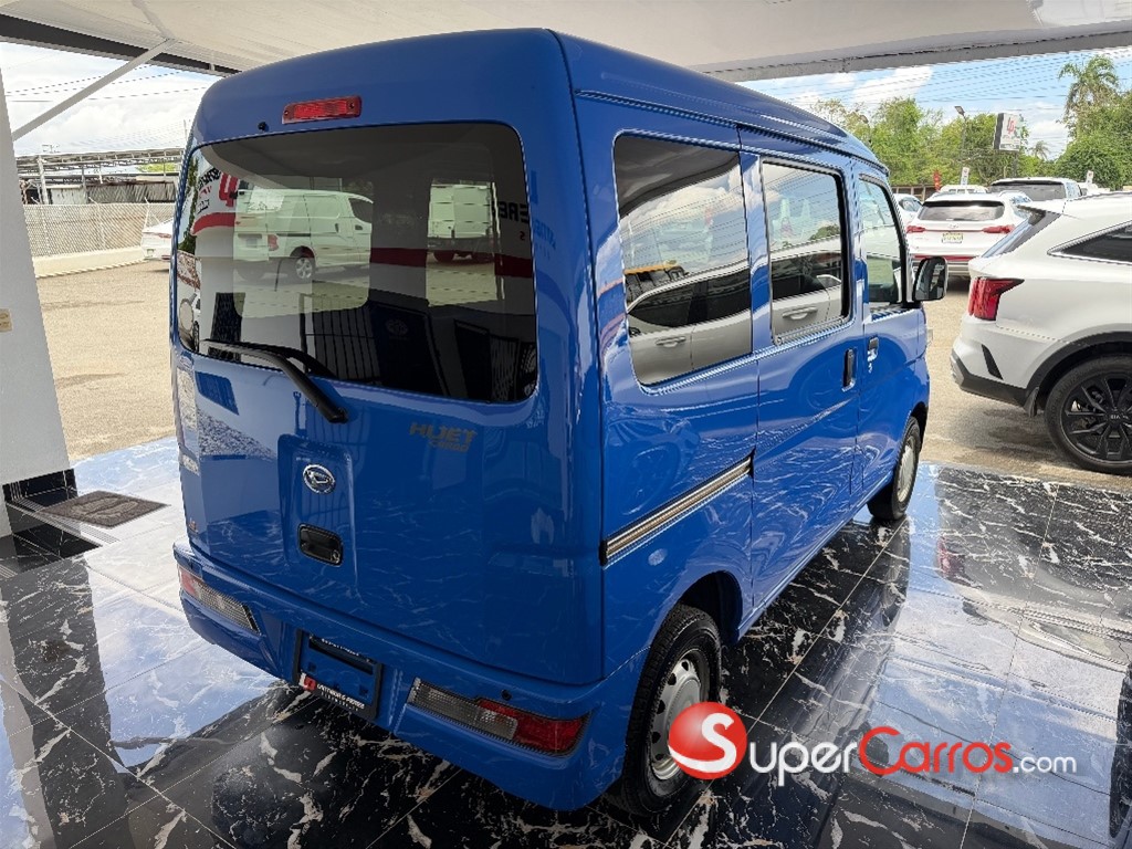 2020 Daihatsu Hijet Minivan — foto 6 / 10