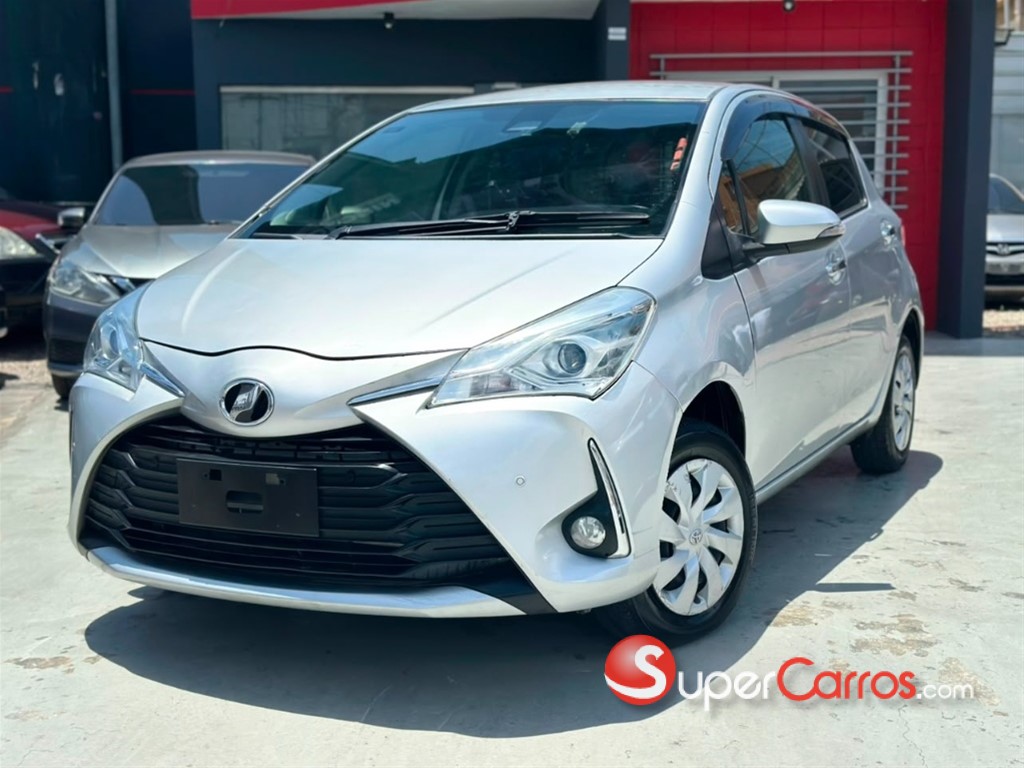 2019 Toyota VITZ GS