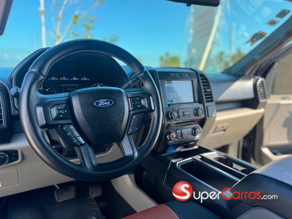 2017 Ford F 150 STX — foto 6 / 12