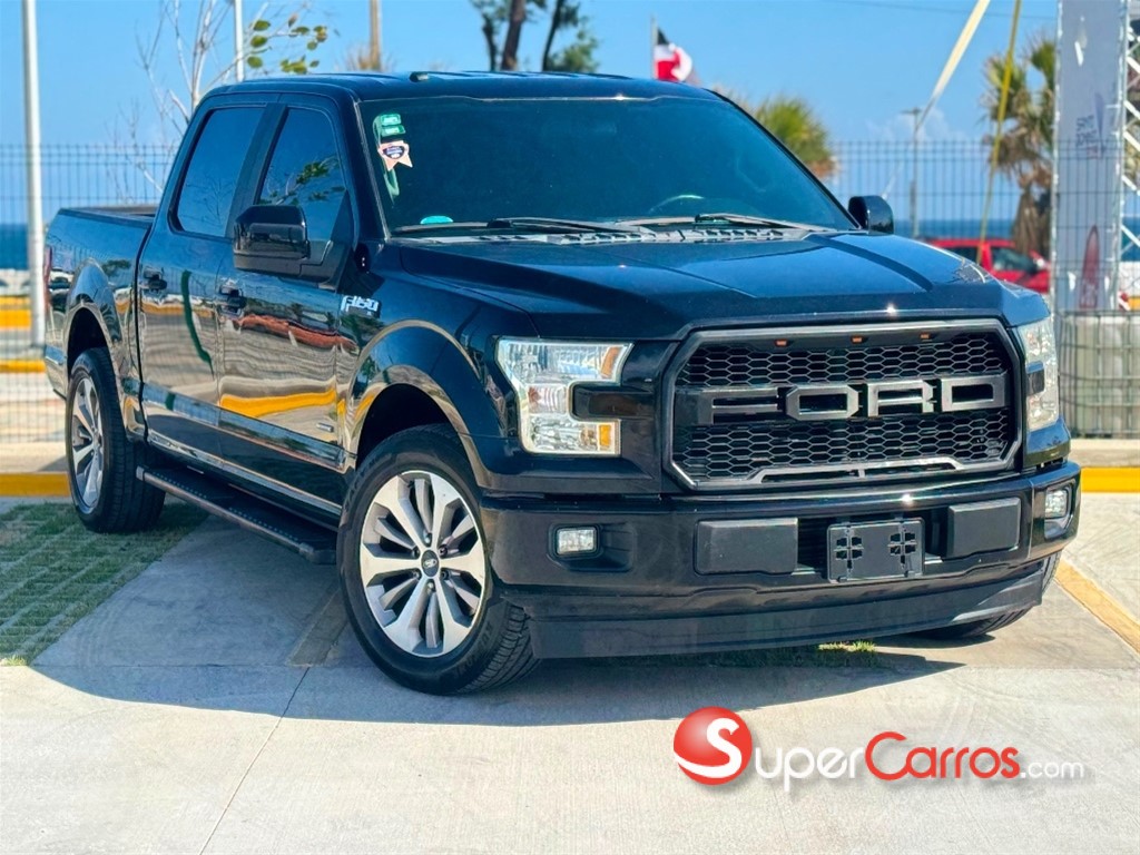 2017 Ford F 150 STX — foto 11 / 12
