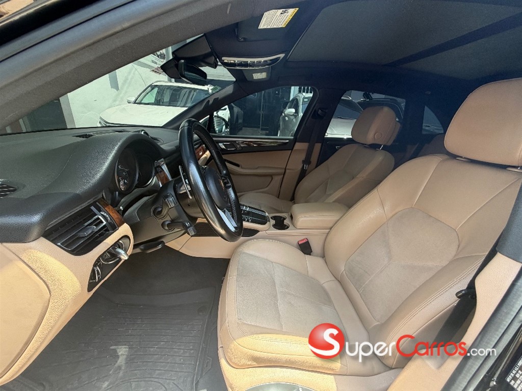 2020 Porsche Macan — foto 6 / 10