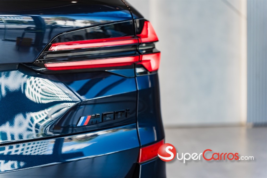 2024 BMW X 5 M60i — foto 6 / 12