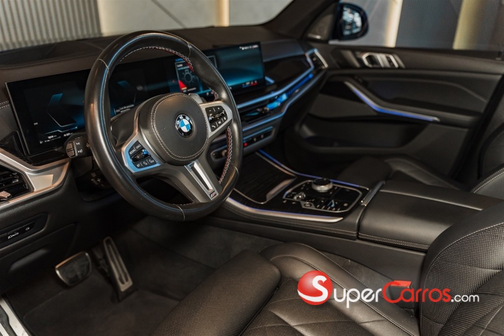 2024 BMW X 5 M60i — foto 7 / 12