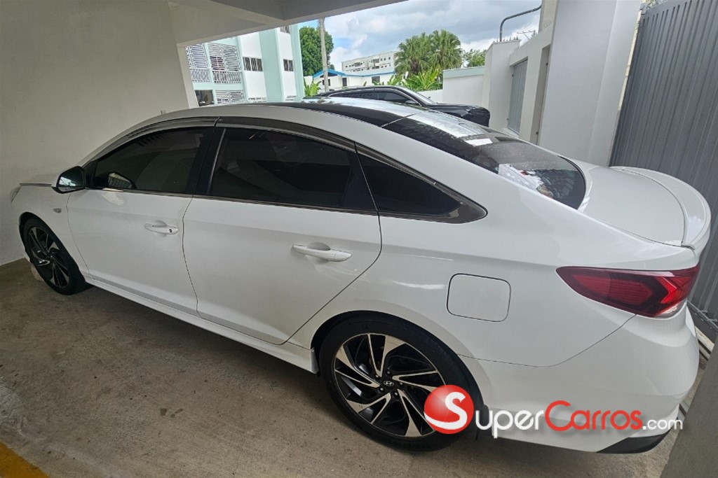 2018 Hyundai Sonata — foto 2 / 8