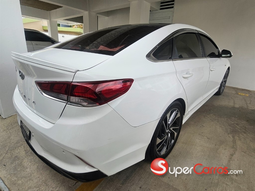 2018 Hyundai Sonata — foto 4 / 8