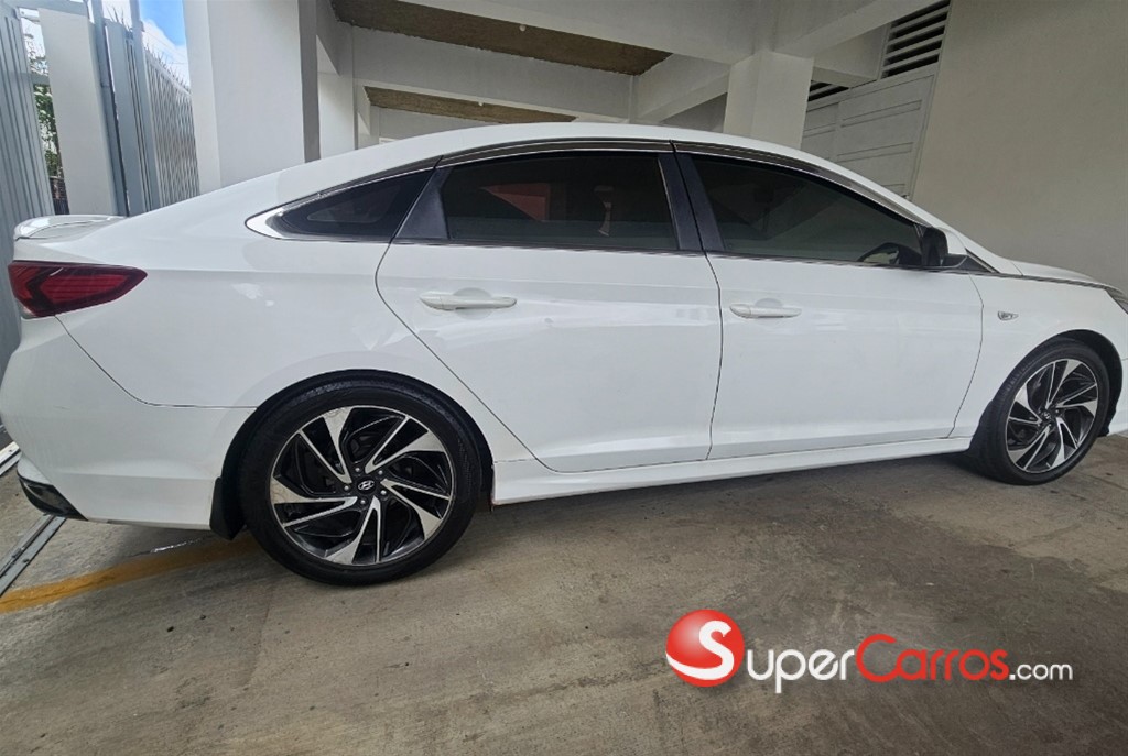 2018 Hyundai Sonata — foto 6 / 8