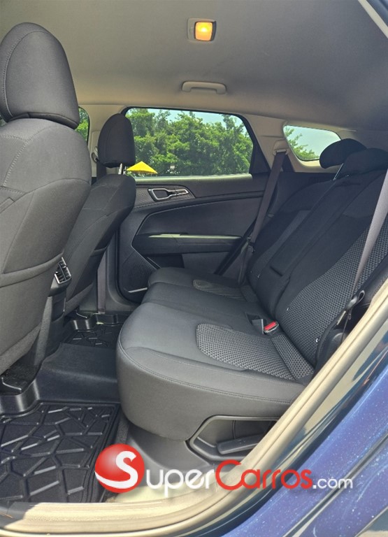 2023 Kia Sportage — foto 8 / 12