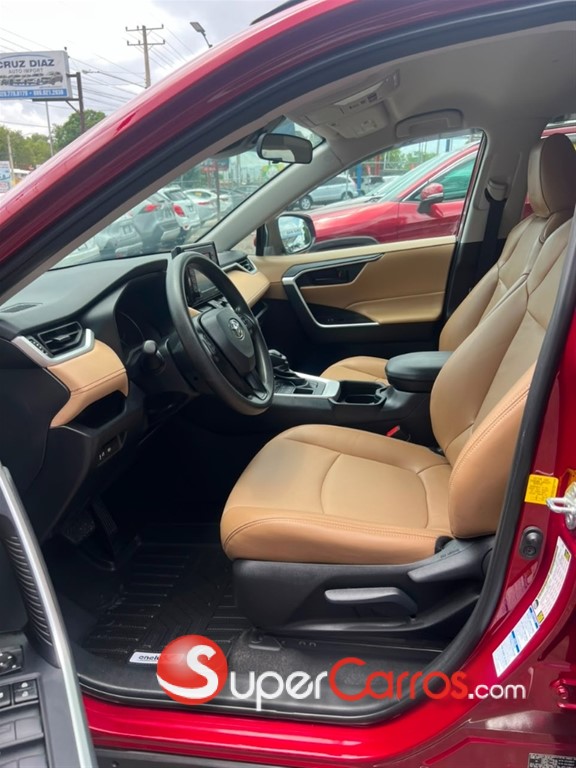 2021 Toyota RAV4 LE — foto 4 / 10