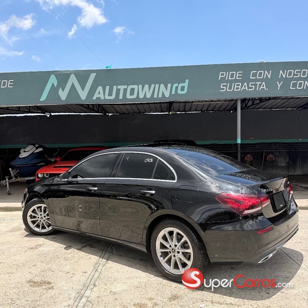 2020 Mercedes-Benz Clase A 220 4Matic — foto 4 / 12