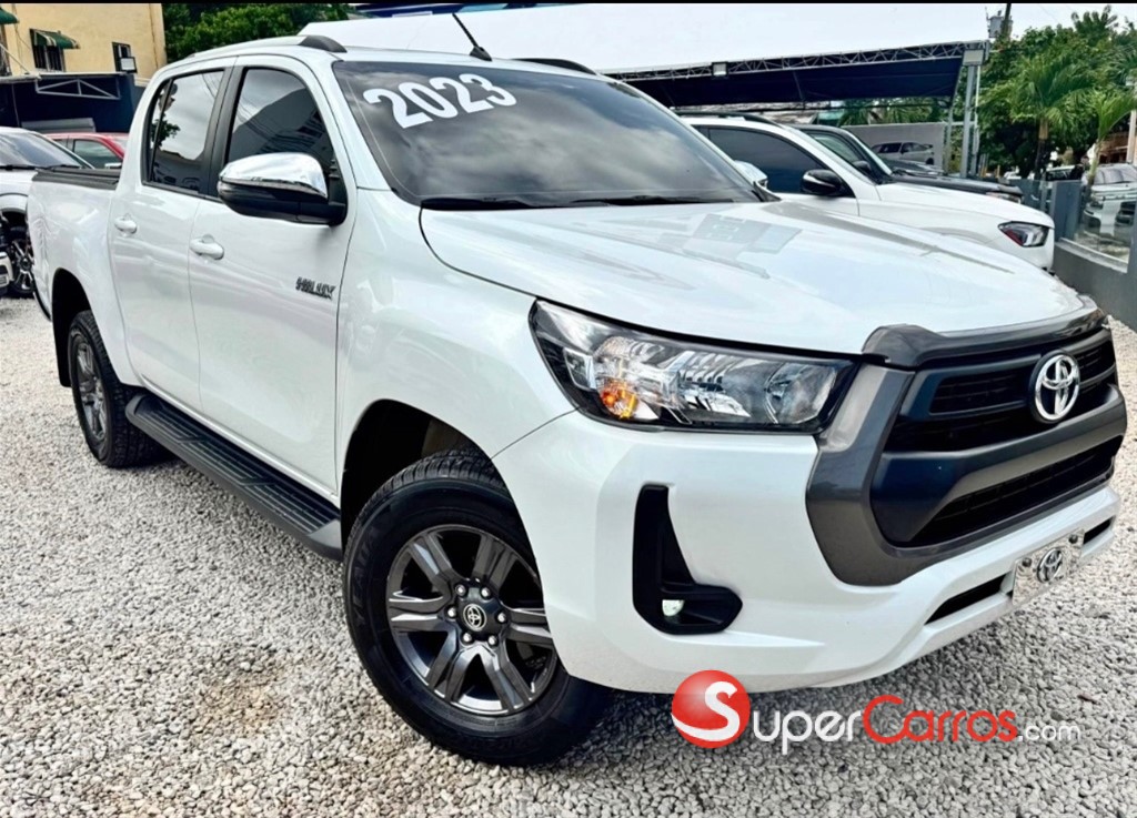 2023 Toyota Hilux 2.4