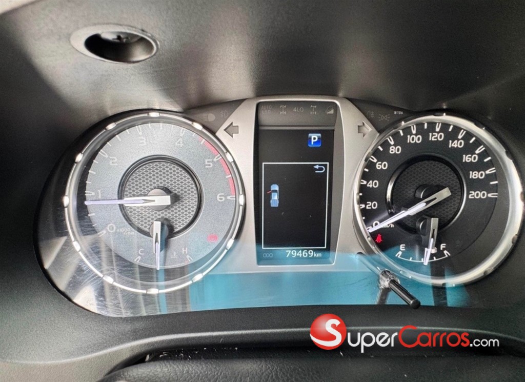 2023 Toyota Hilux 2.4 — foto 4 / 8
