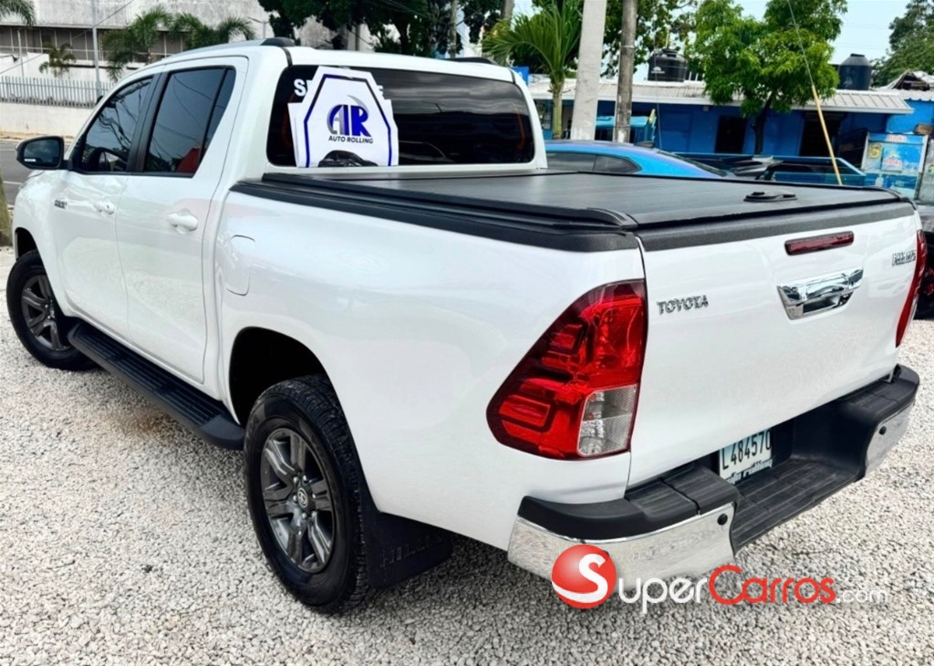 2023 Toyota Hilux 2.4 — foto 6 / 8