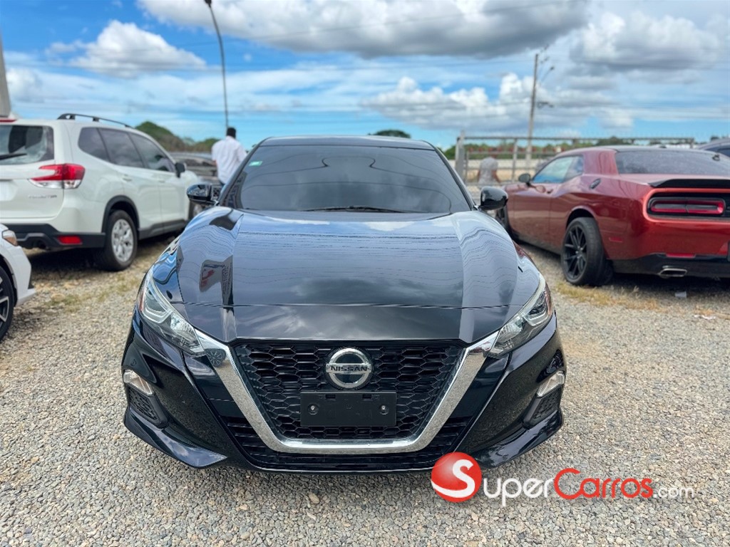 2019 Nissan Altima S — foto 2 / 9