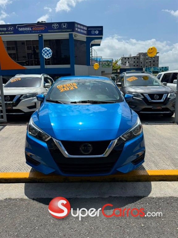2021 Nissan Versa — foto 4 / 10