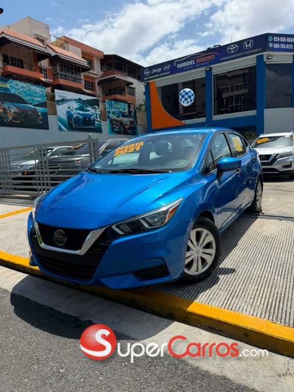 2021 Nissan Versa — foto 5 / 10