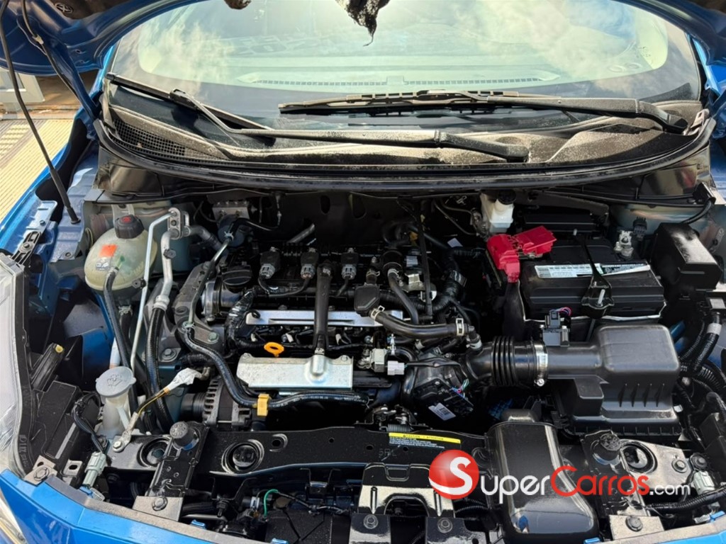 2021 Nissan Versa — foto 9 / 10