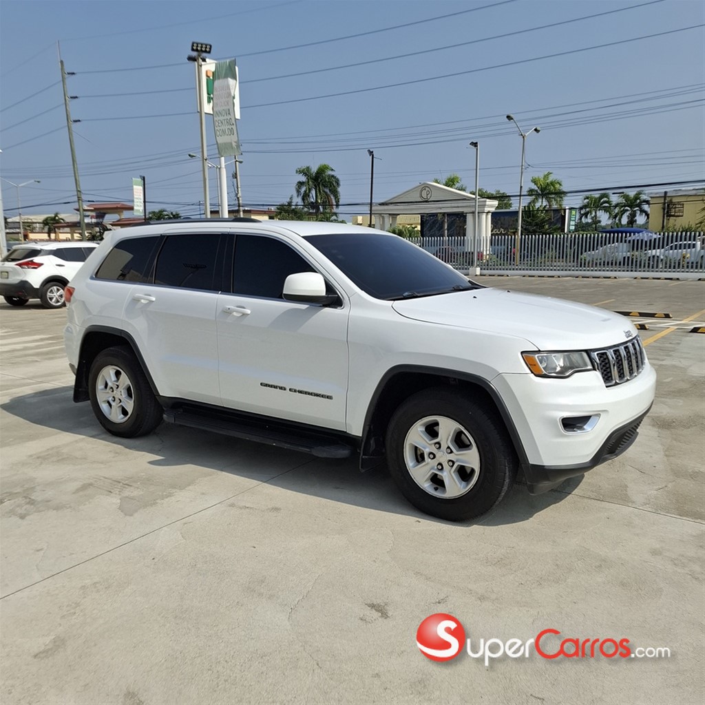 2017 Jeep Grand Cherokee Laredo