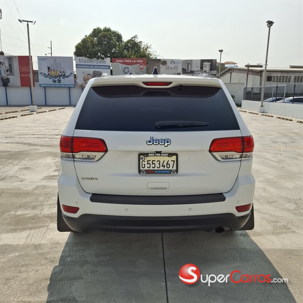 2017 Jeep Grand Cherokee Laredo — foto 5 / 11