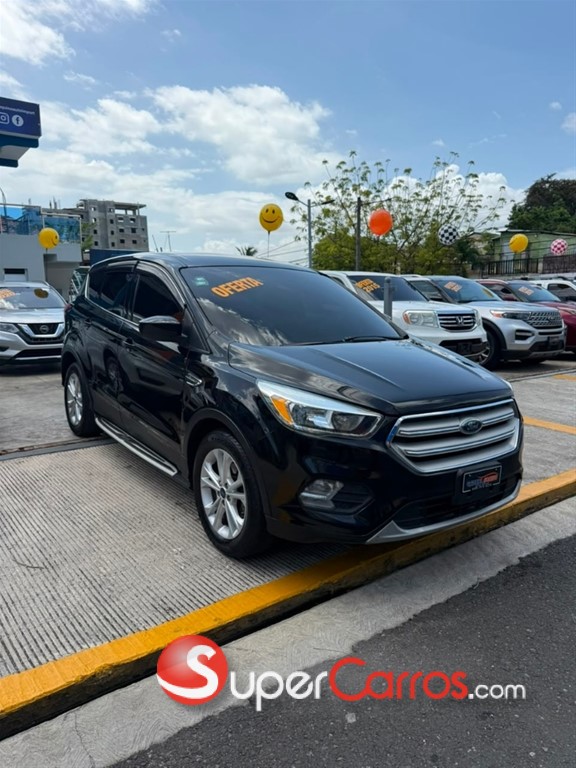 2019 Ford Escape SE — foto 3 / 10