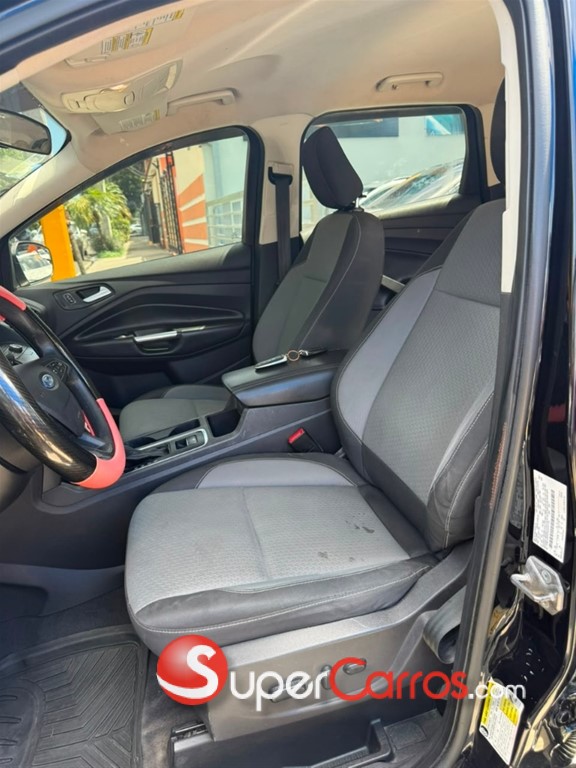 2019 Ford Escape SE — foto 7 / 10