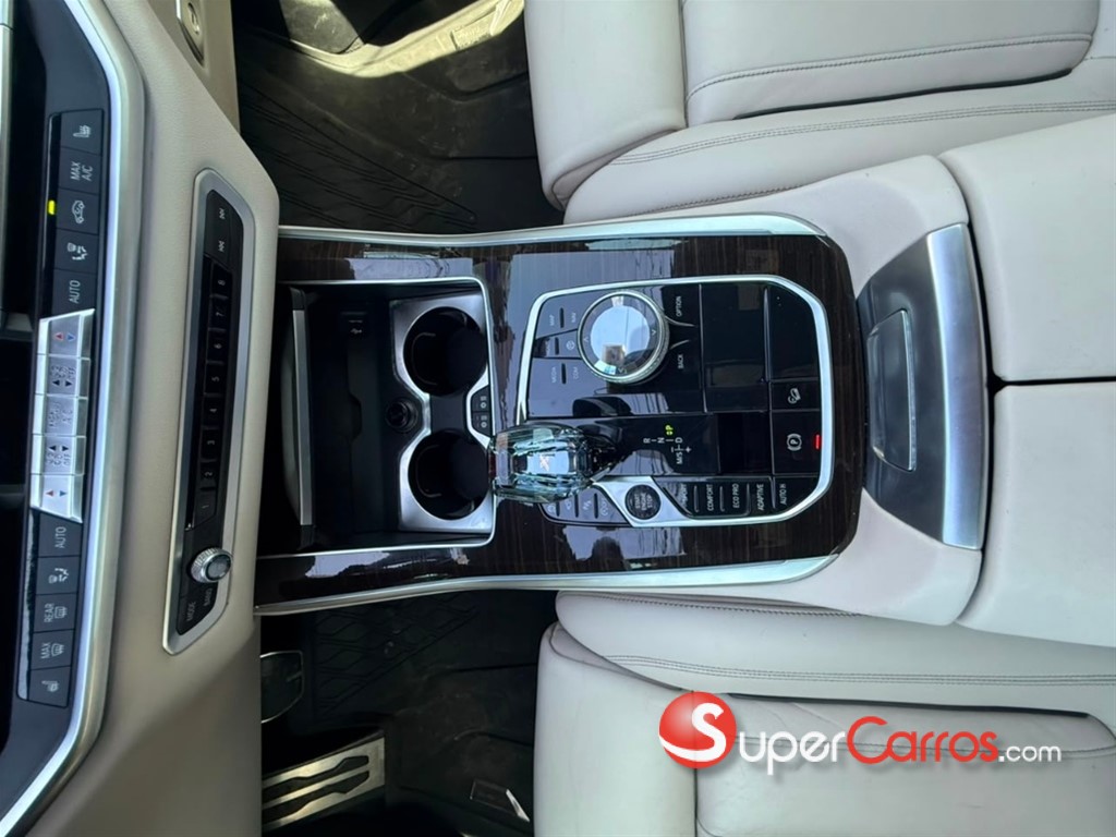 2019 BMW X 5 XDRIVE 50i — foto 11 / 12