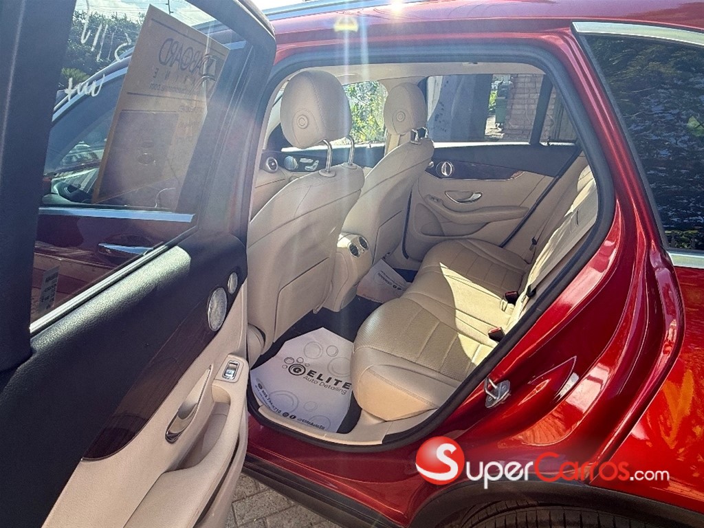 2021 Mercedes-Benz Clase GLC 200 — foto 10 / 11