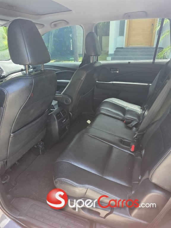 2019 Honda Pilot EXL — foto 8 / 8