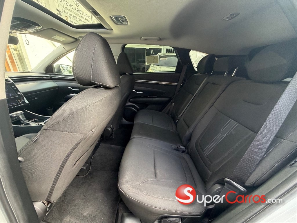 2022 Hyundai Tucson SEL Plus — foto 7 / 10