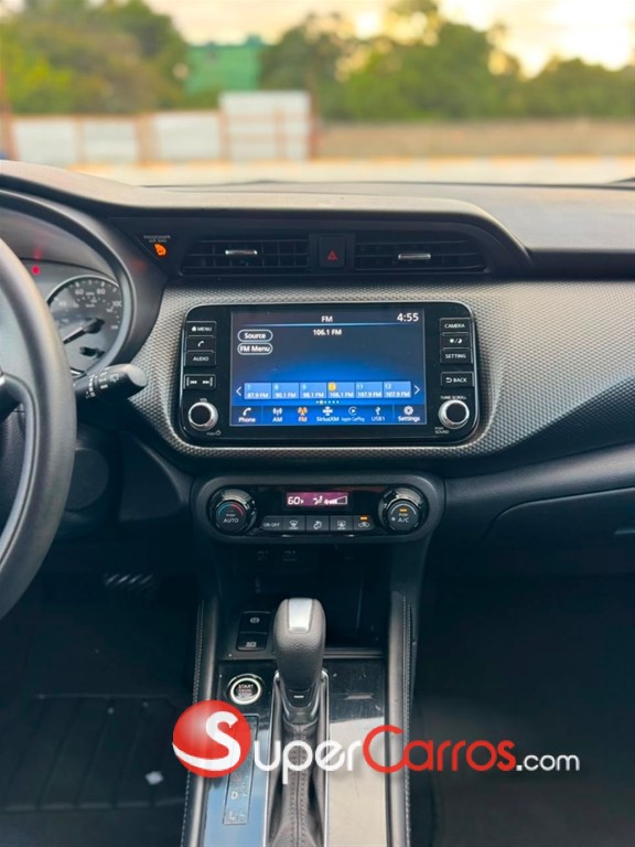 2021 Nissan Kicks SV — foto 6 / 12